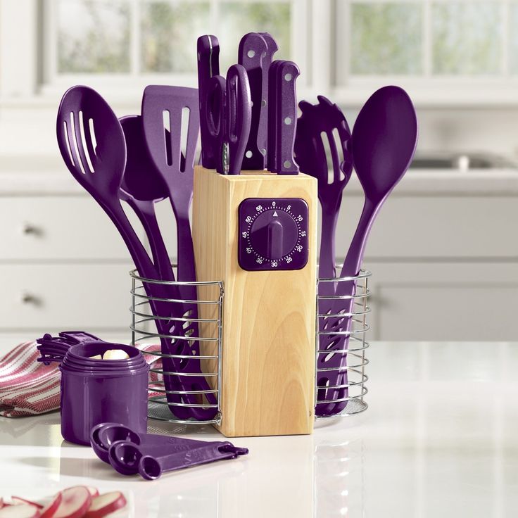 KITCHENWARE SETS