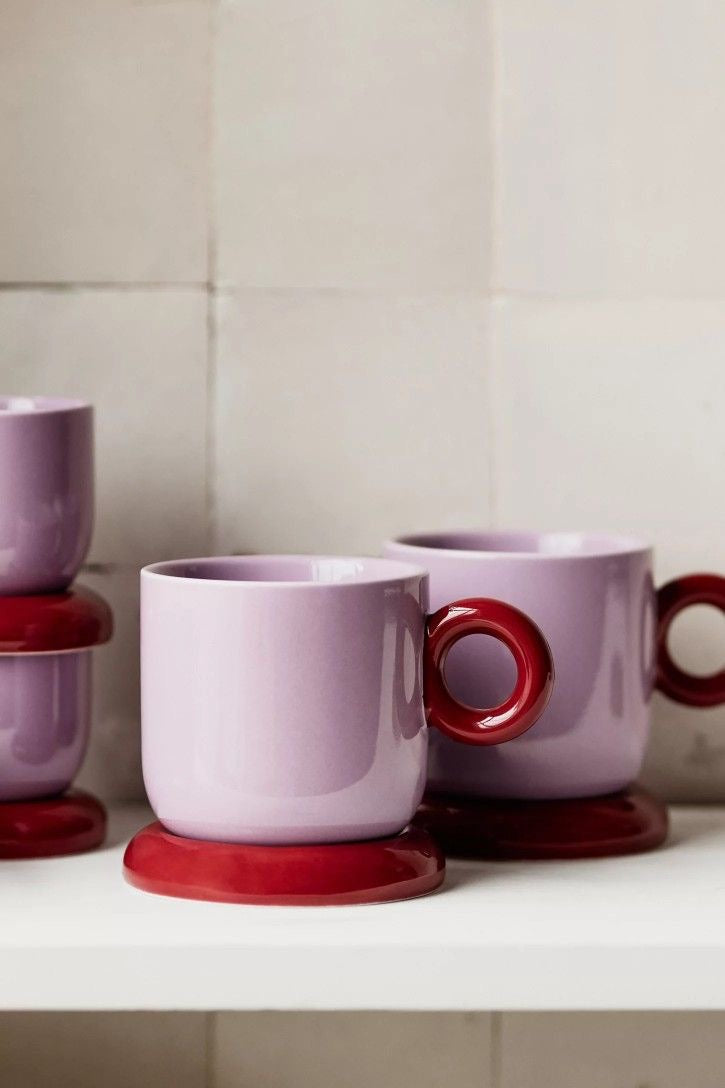MUGS