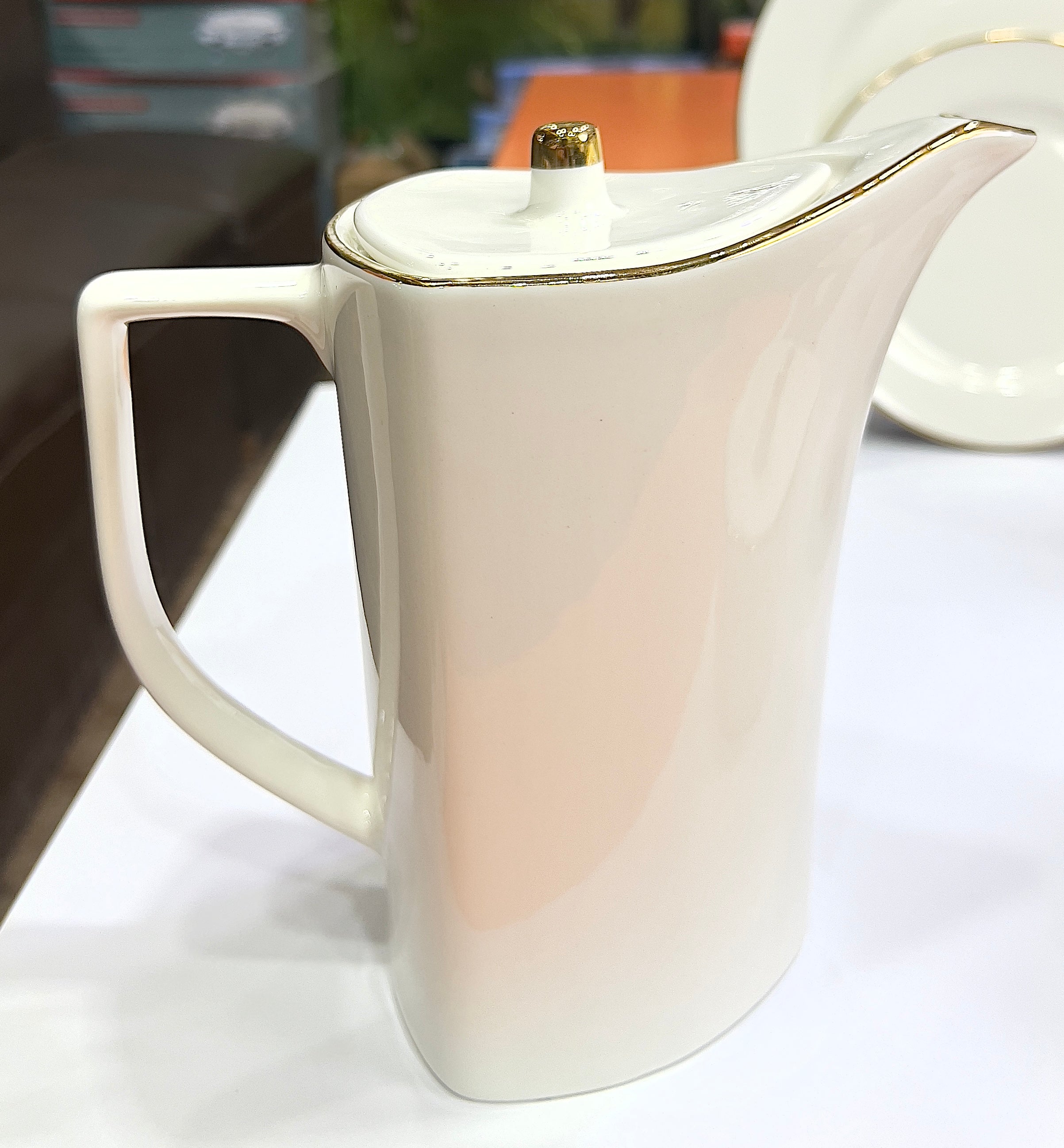 Royal Pearl Tea Set