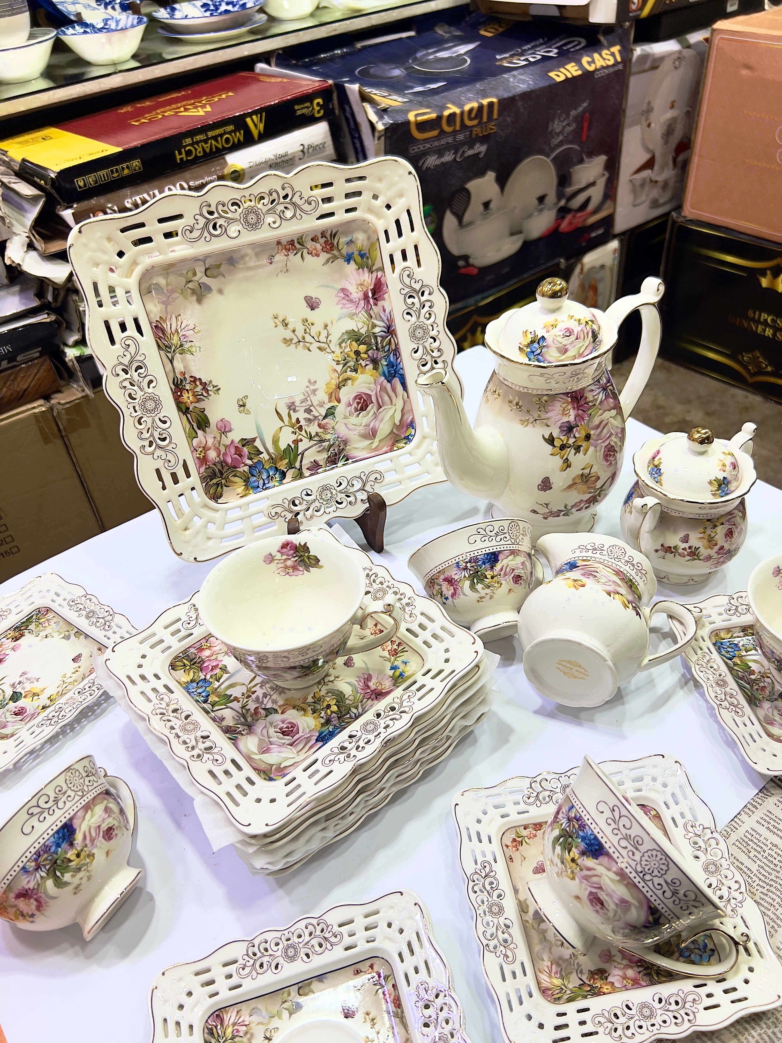 Royal Garden Tea Set