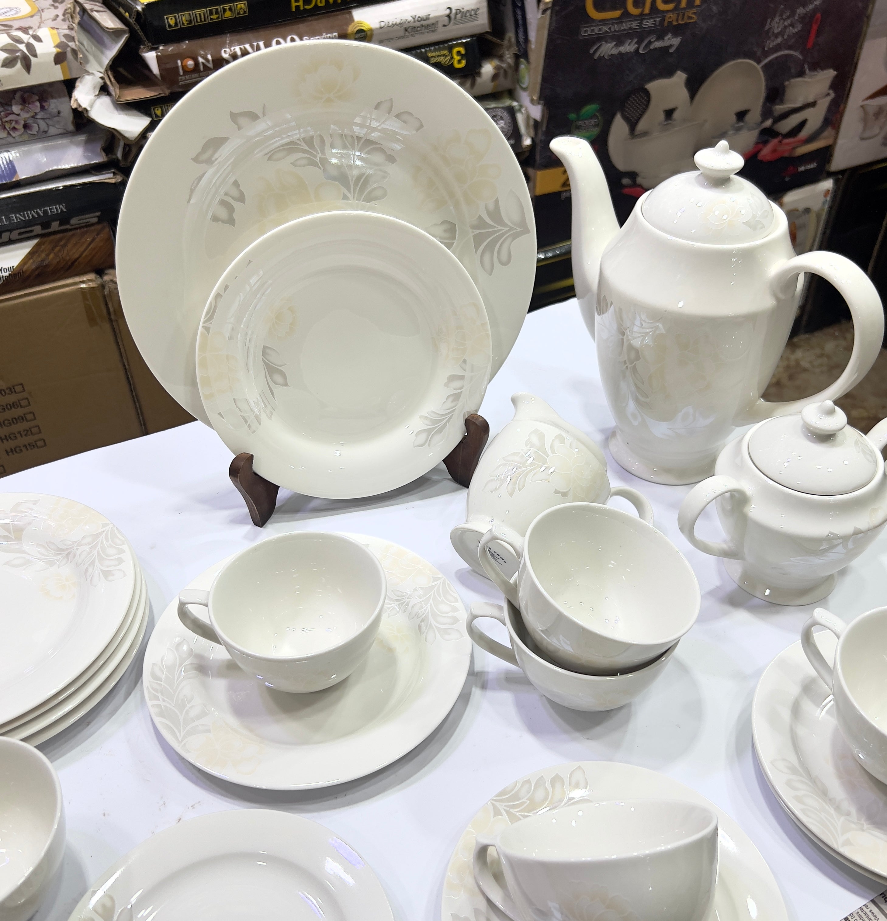 Smoky Petals Tea Set