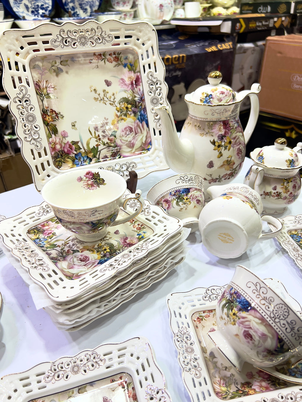 Royal Garden Tea Set
