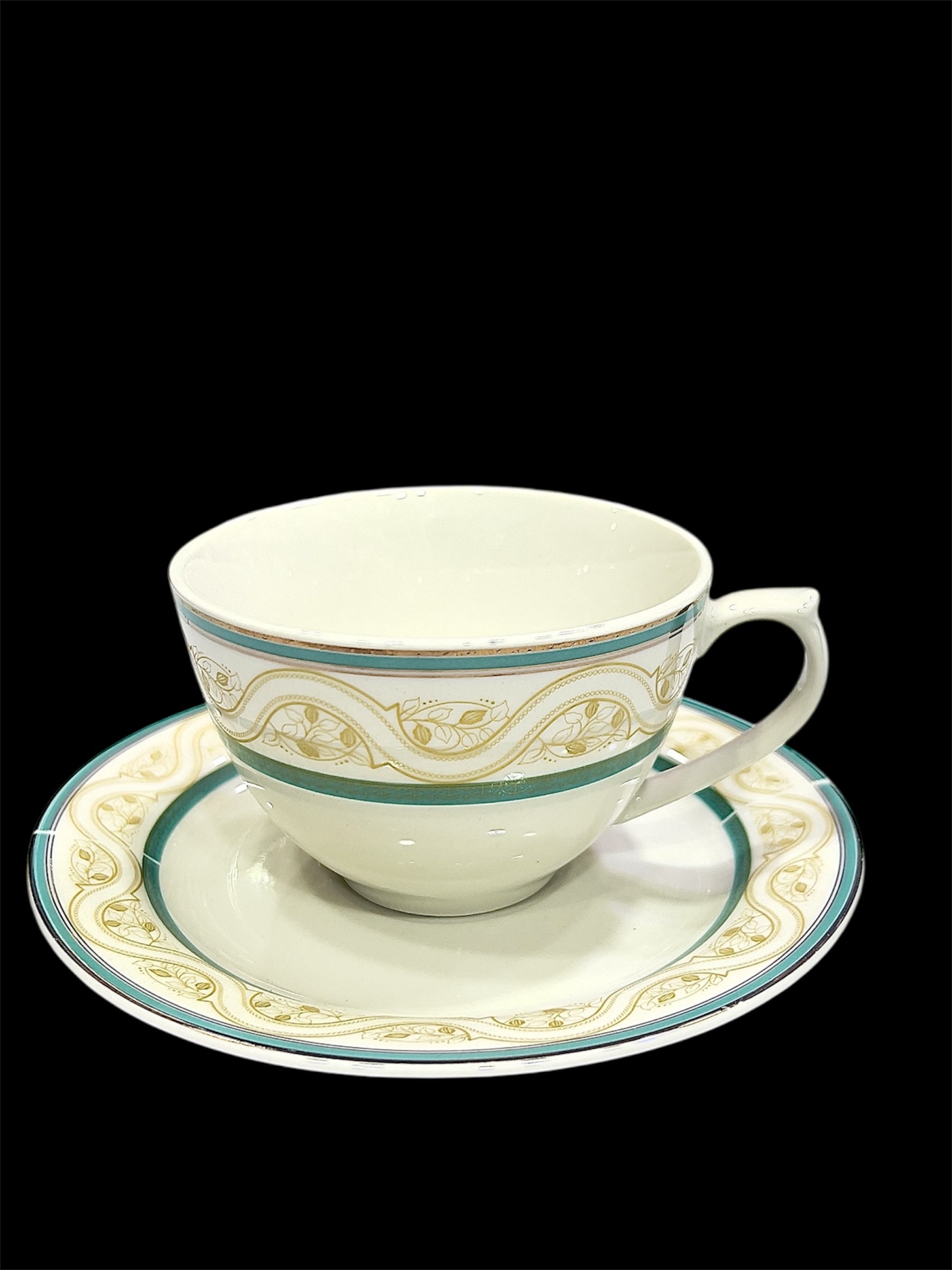 Noble Garden Tea Set