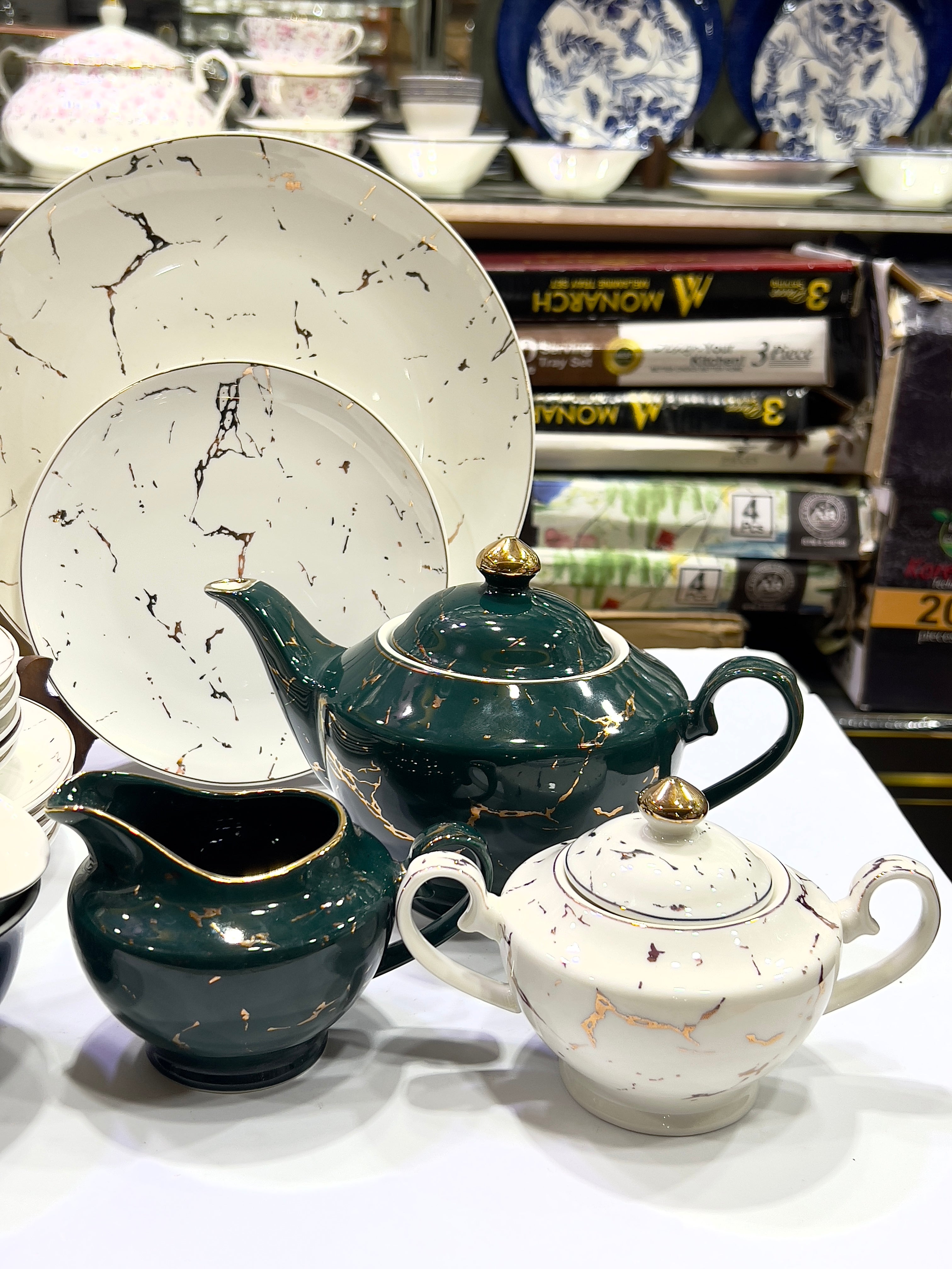 Royal Vein Tea Set