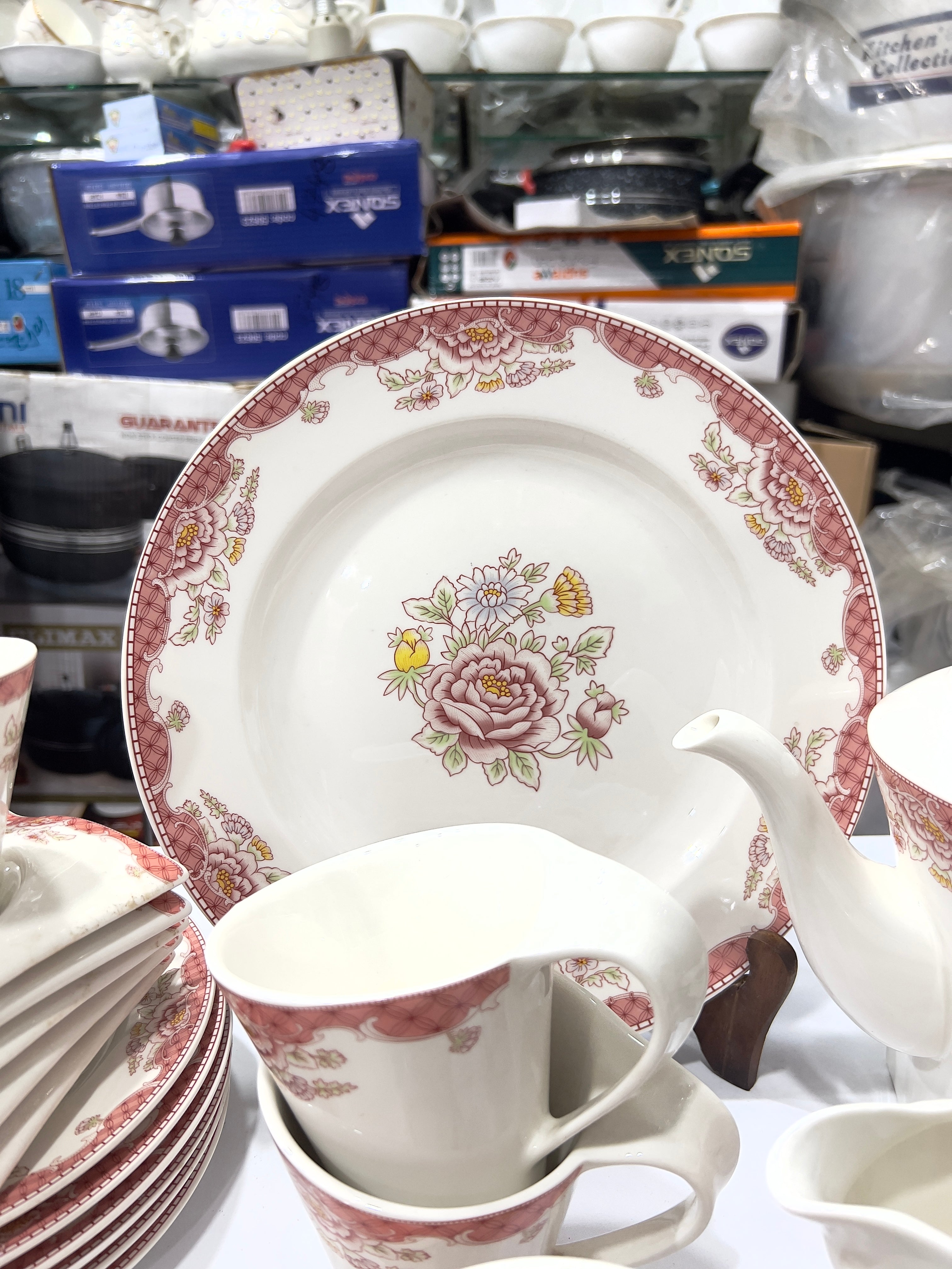 Rose Charm Tea Set
