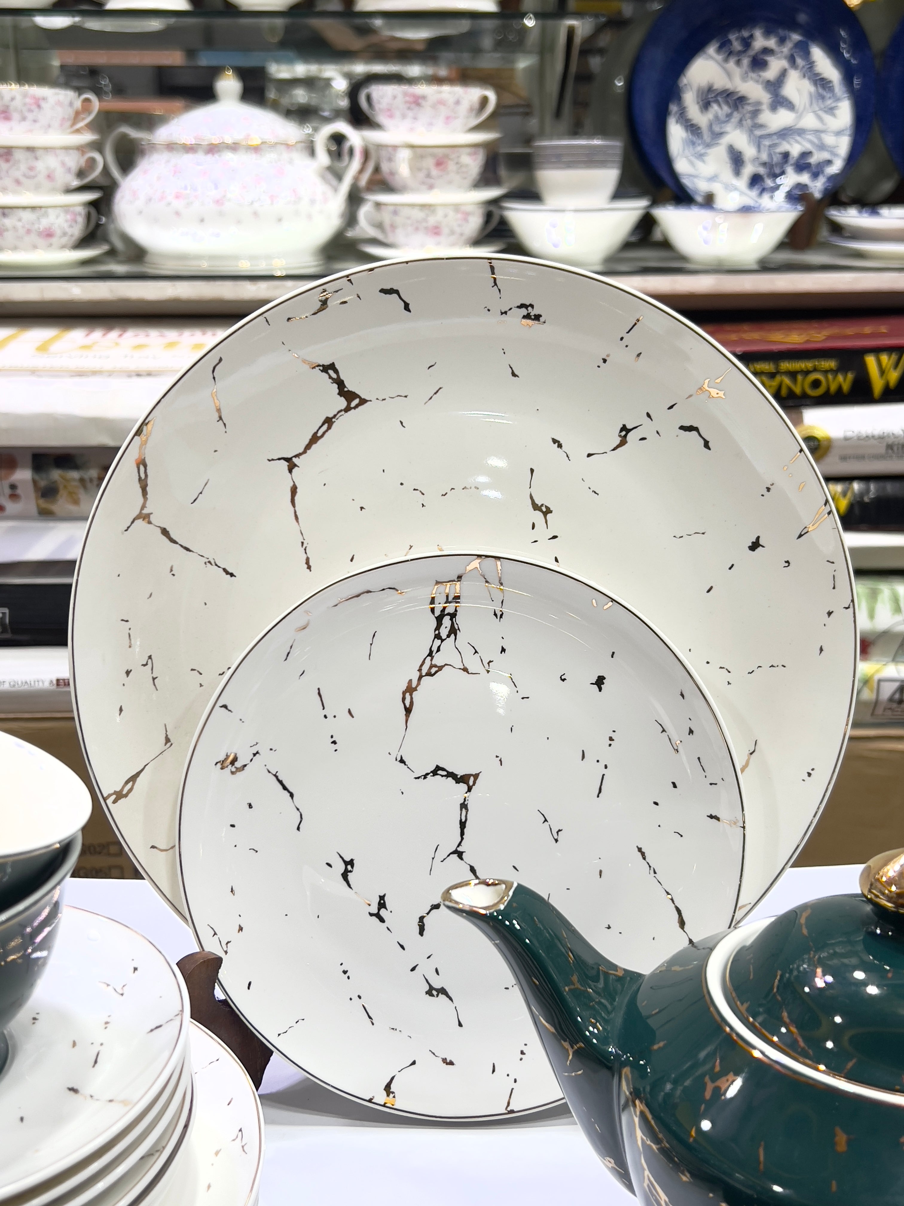 Royal Vein Tea Set