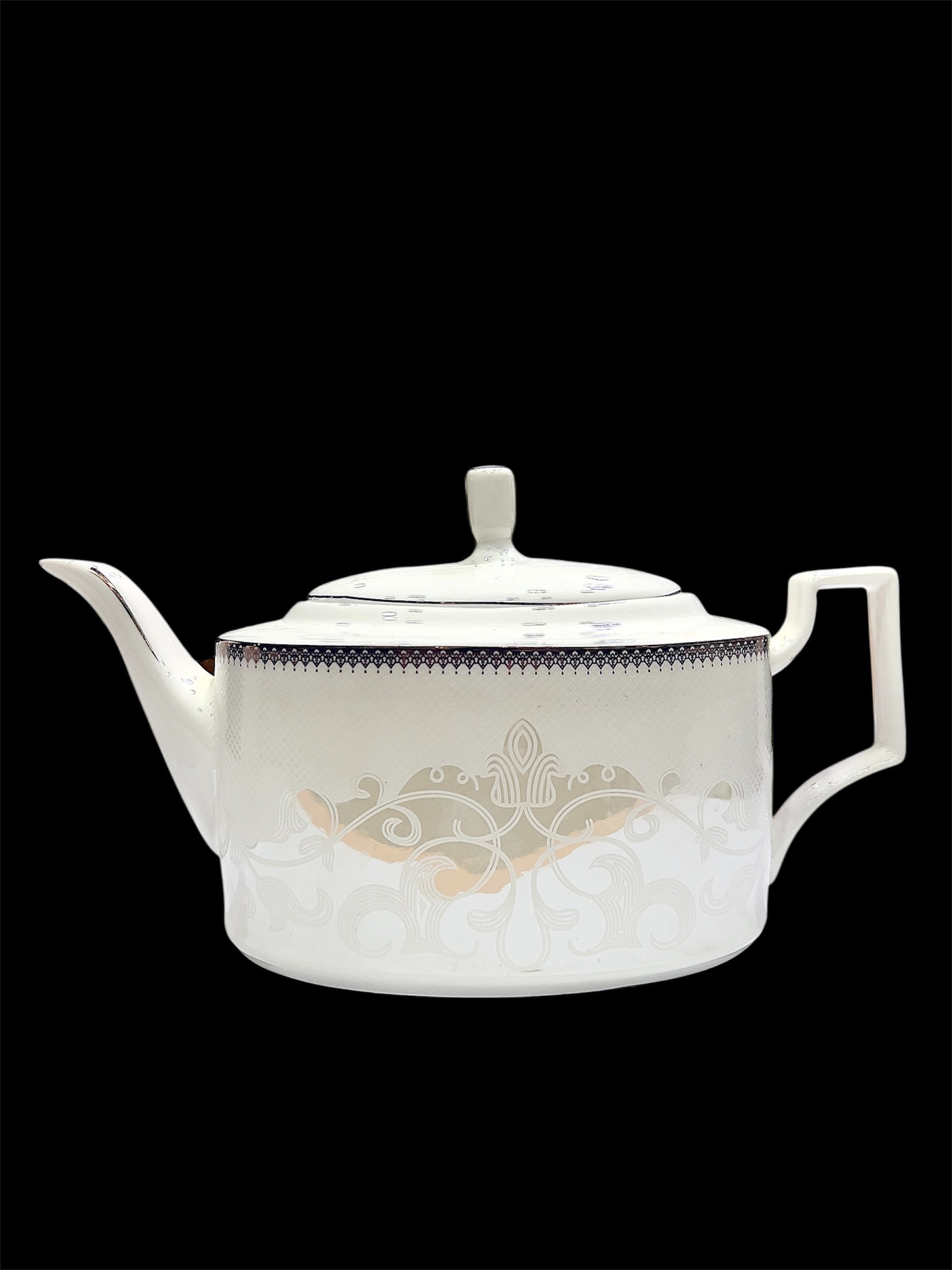 Regal Race Tea Set