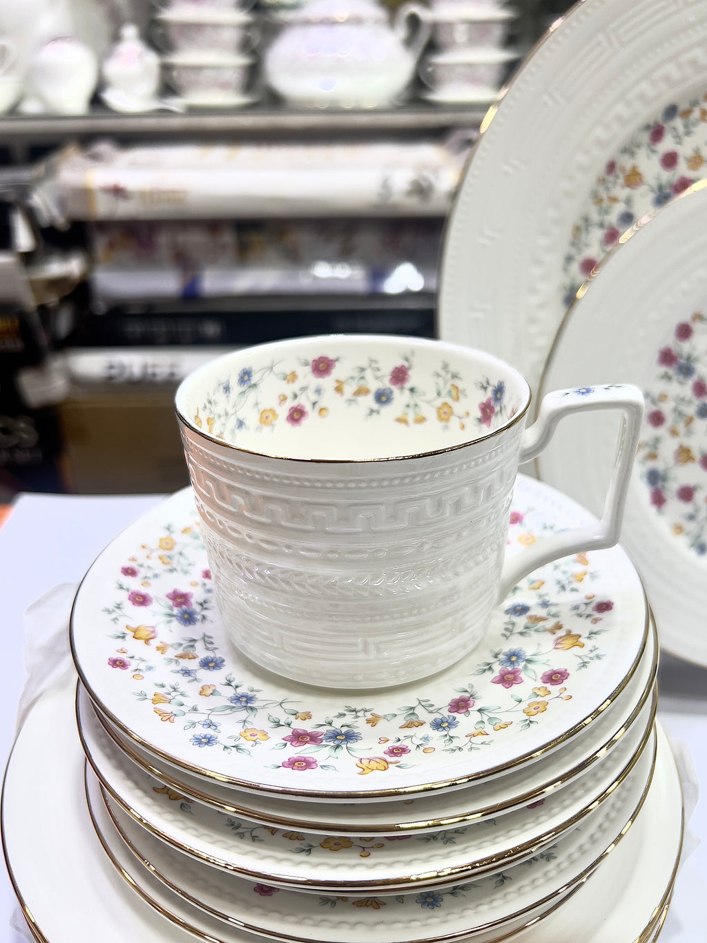 Rose And Lace Tea Set