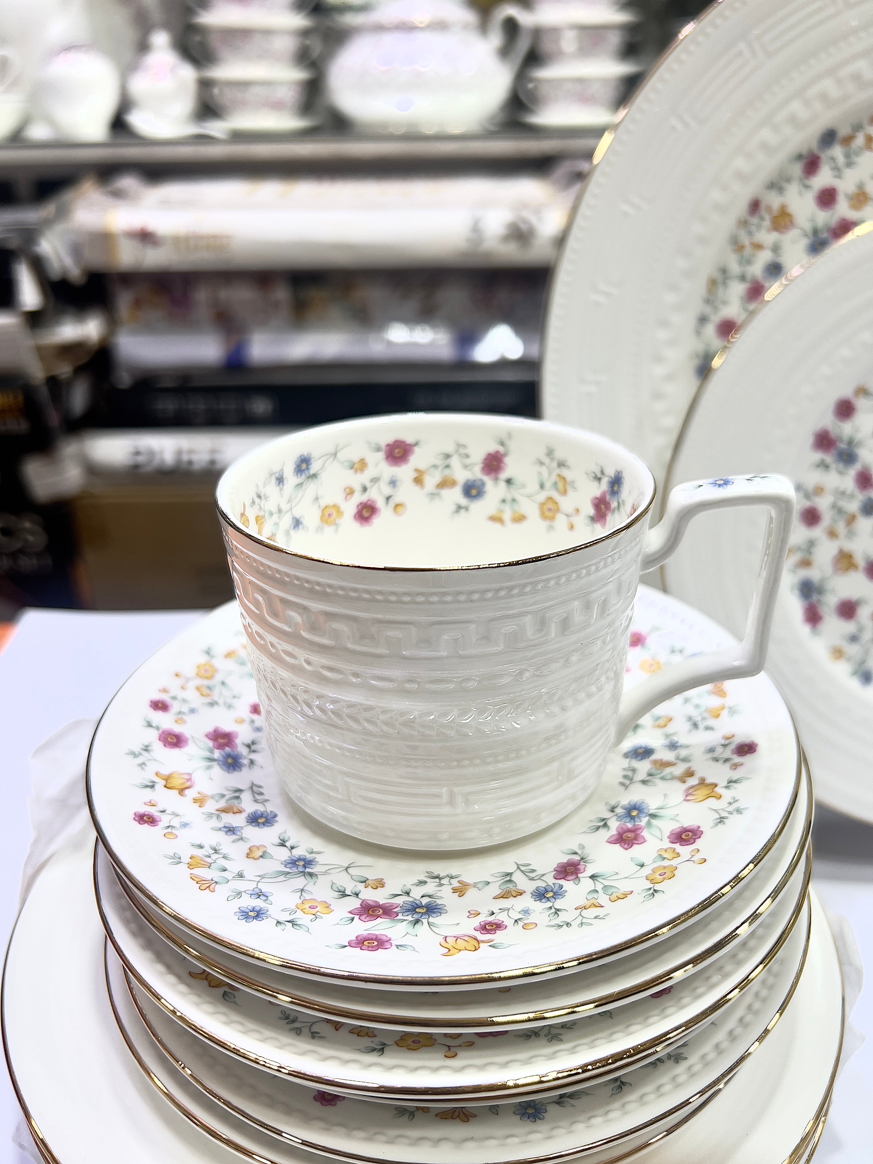 Rose And Lace Tea Set