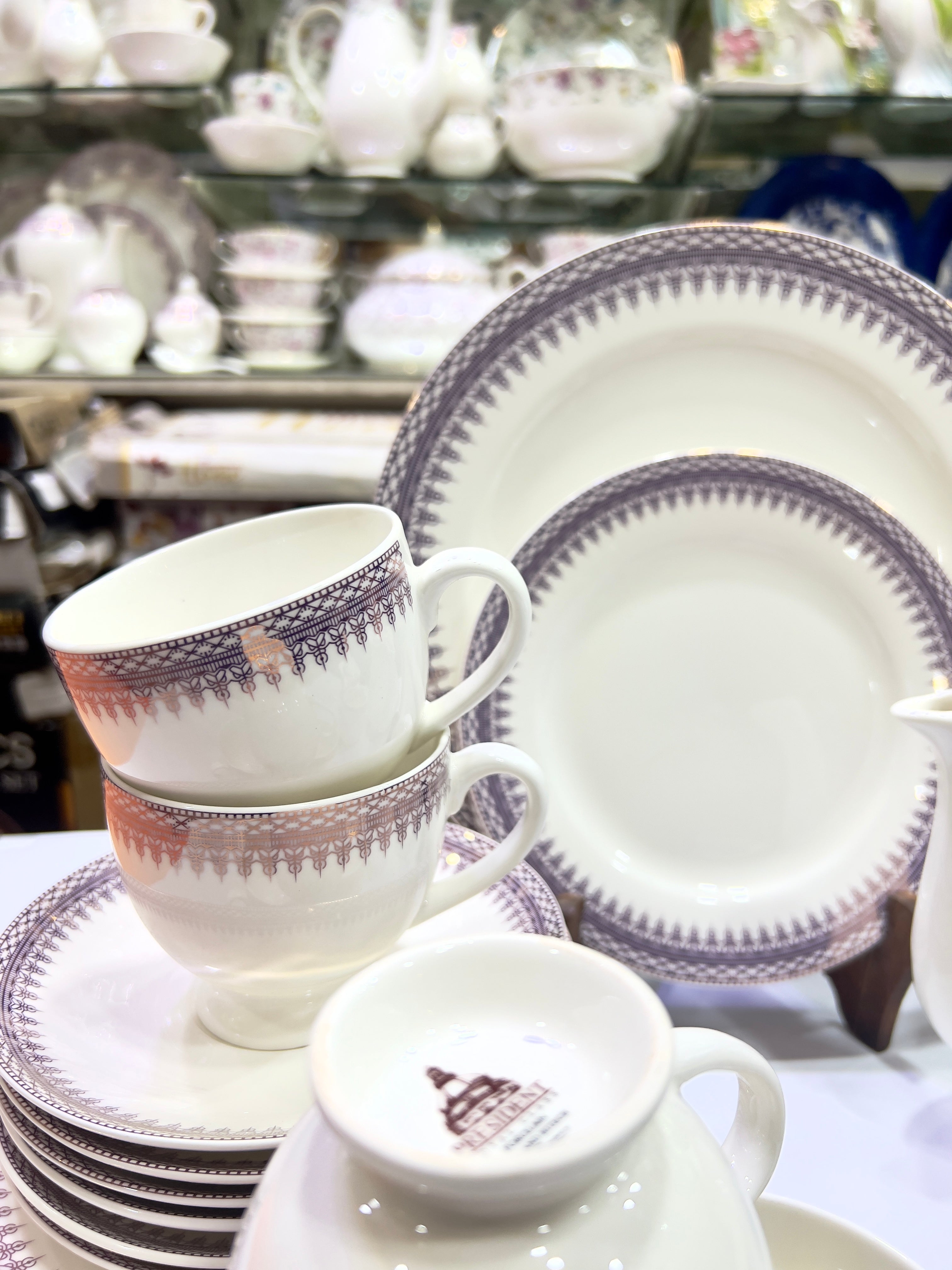 Crown Lace Tea Set