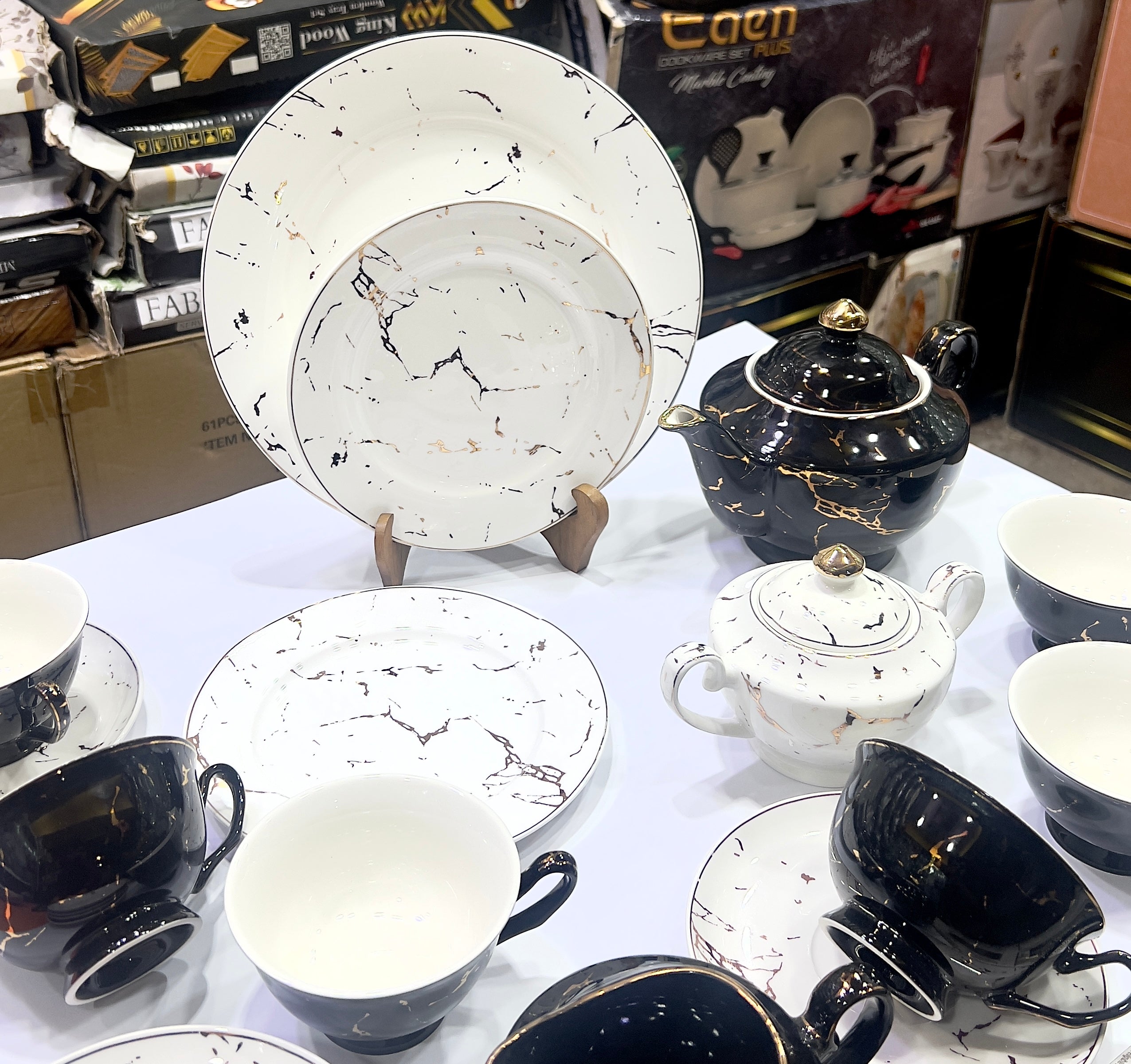 Marble Charm Tea Set
