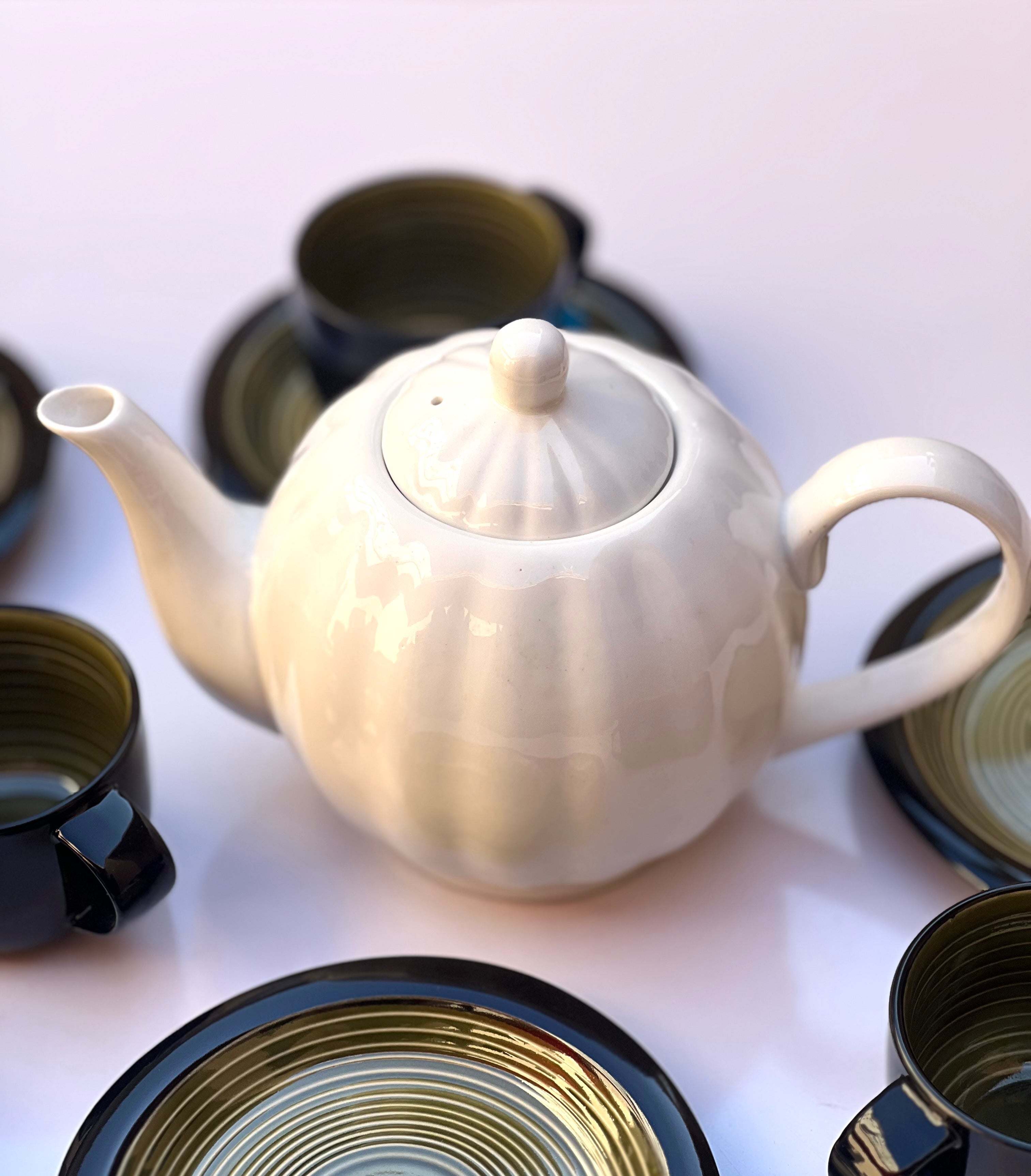 Classic White Tea Pot
