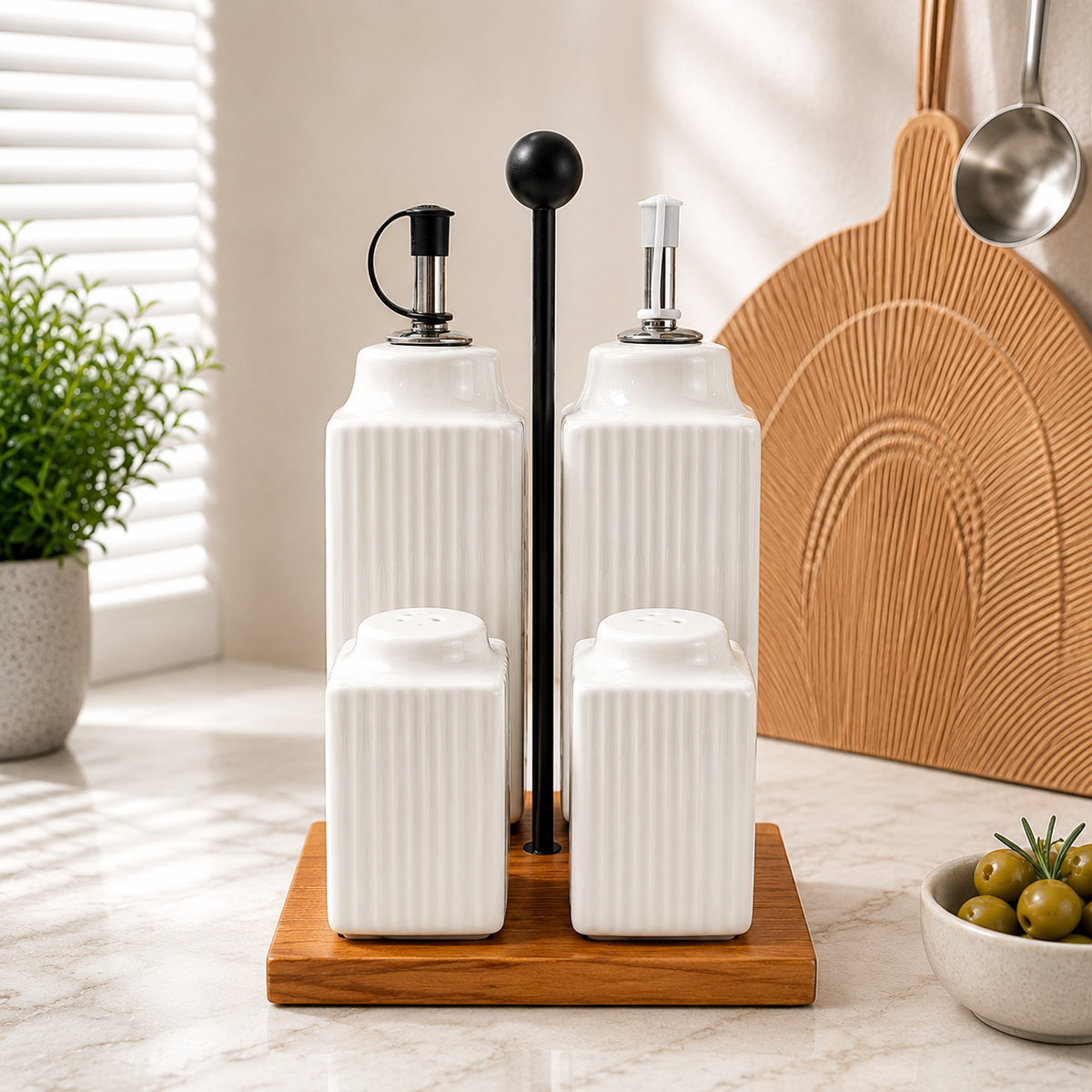 Pure Line Condiment Set