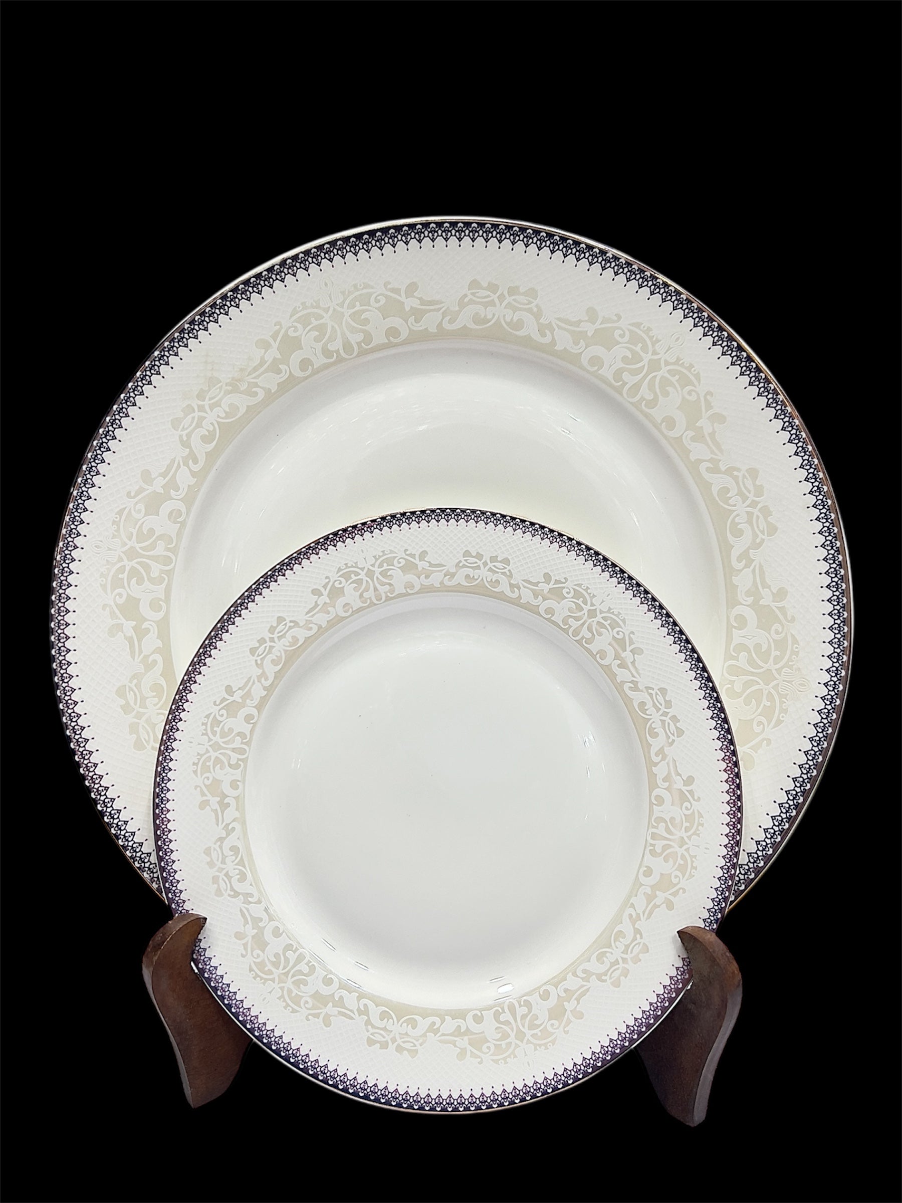 Regal Race Tea Set