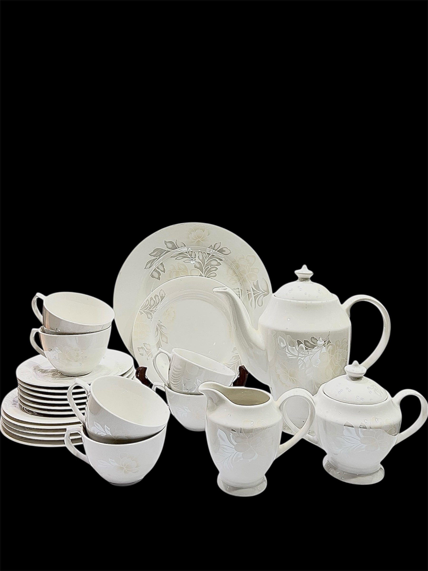 Smoky Petals Tea Set
