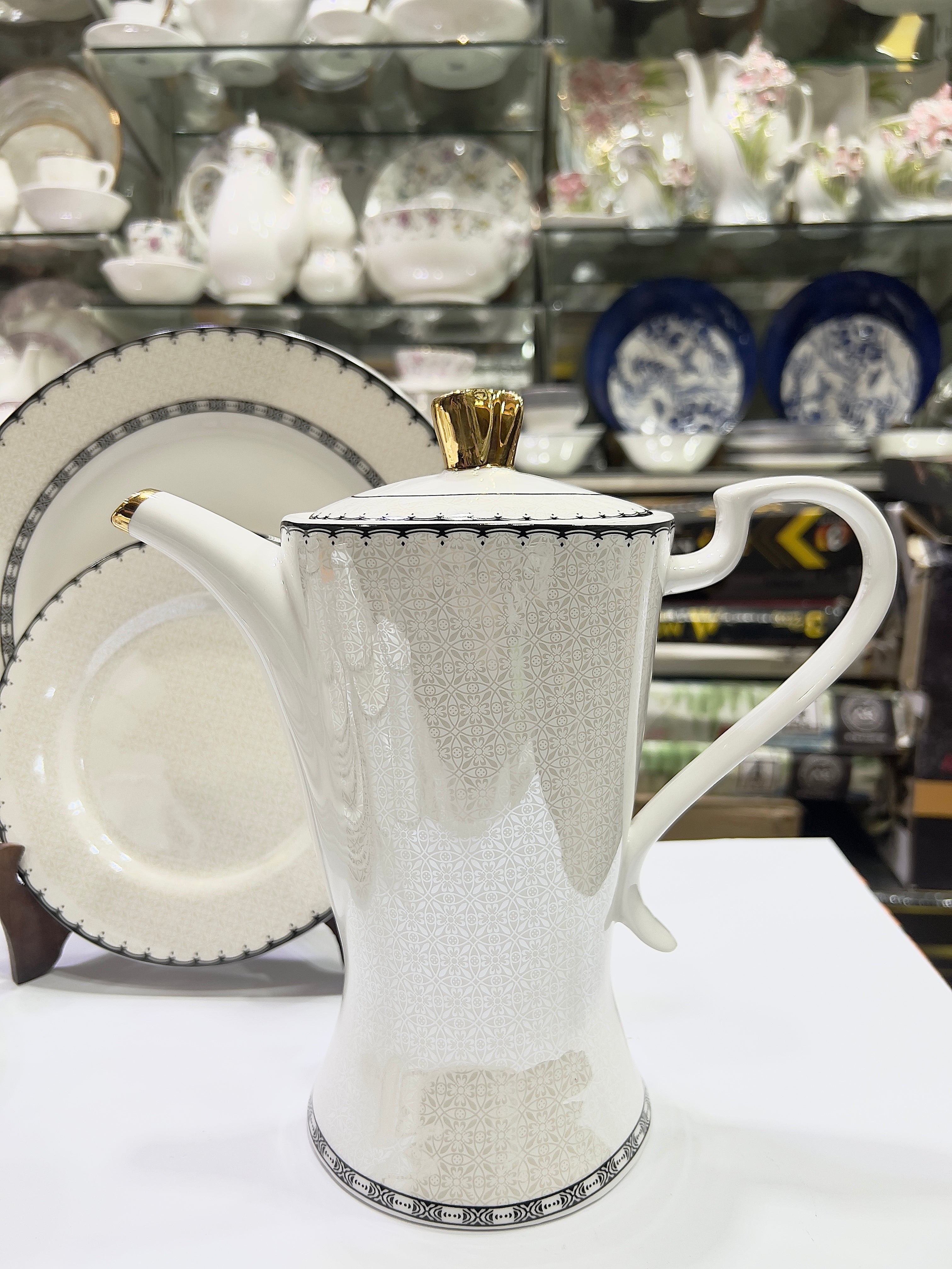 Classic Tea Set