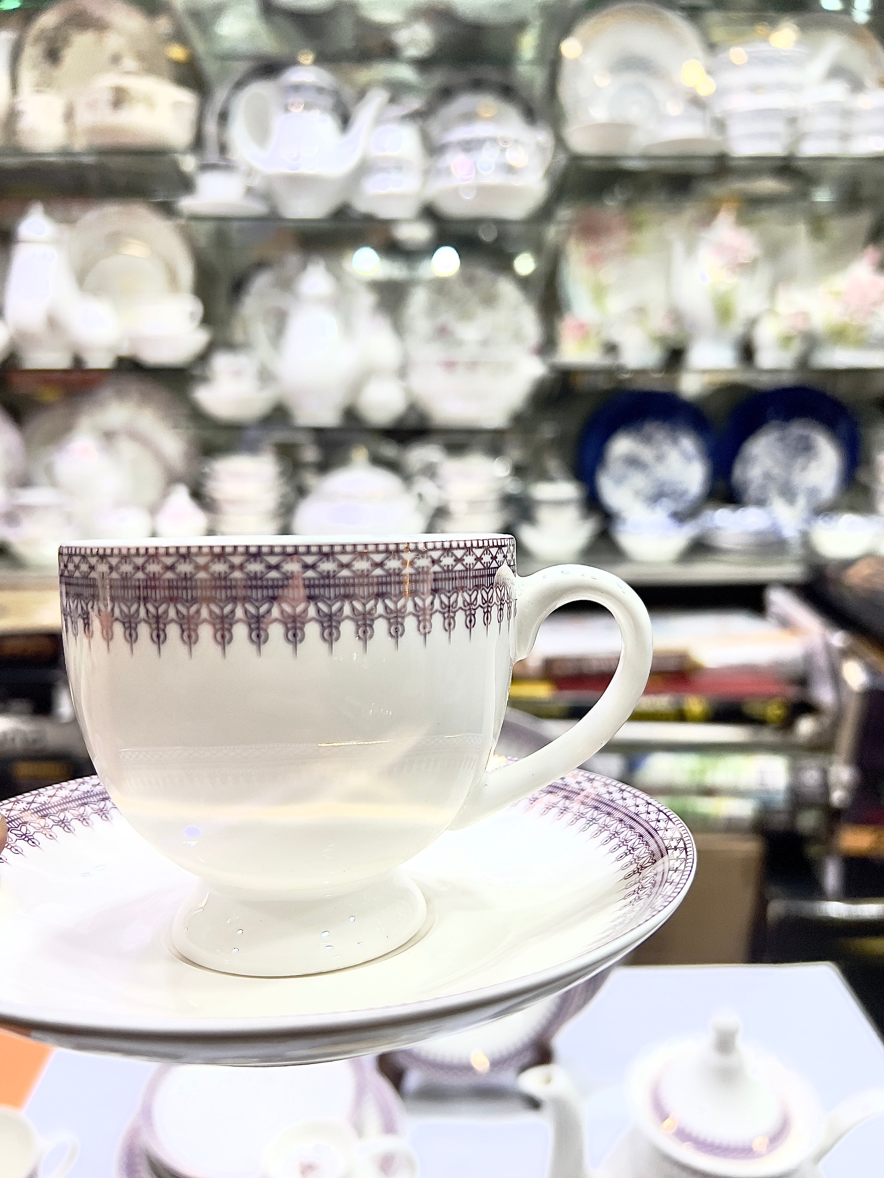 Crown Lace Tea Set