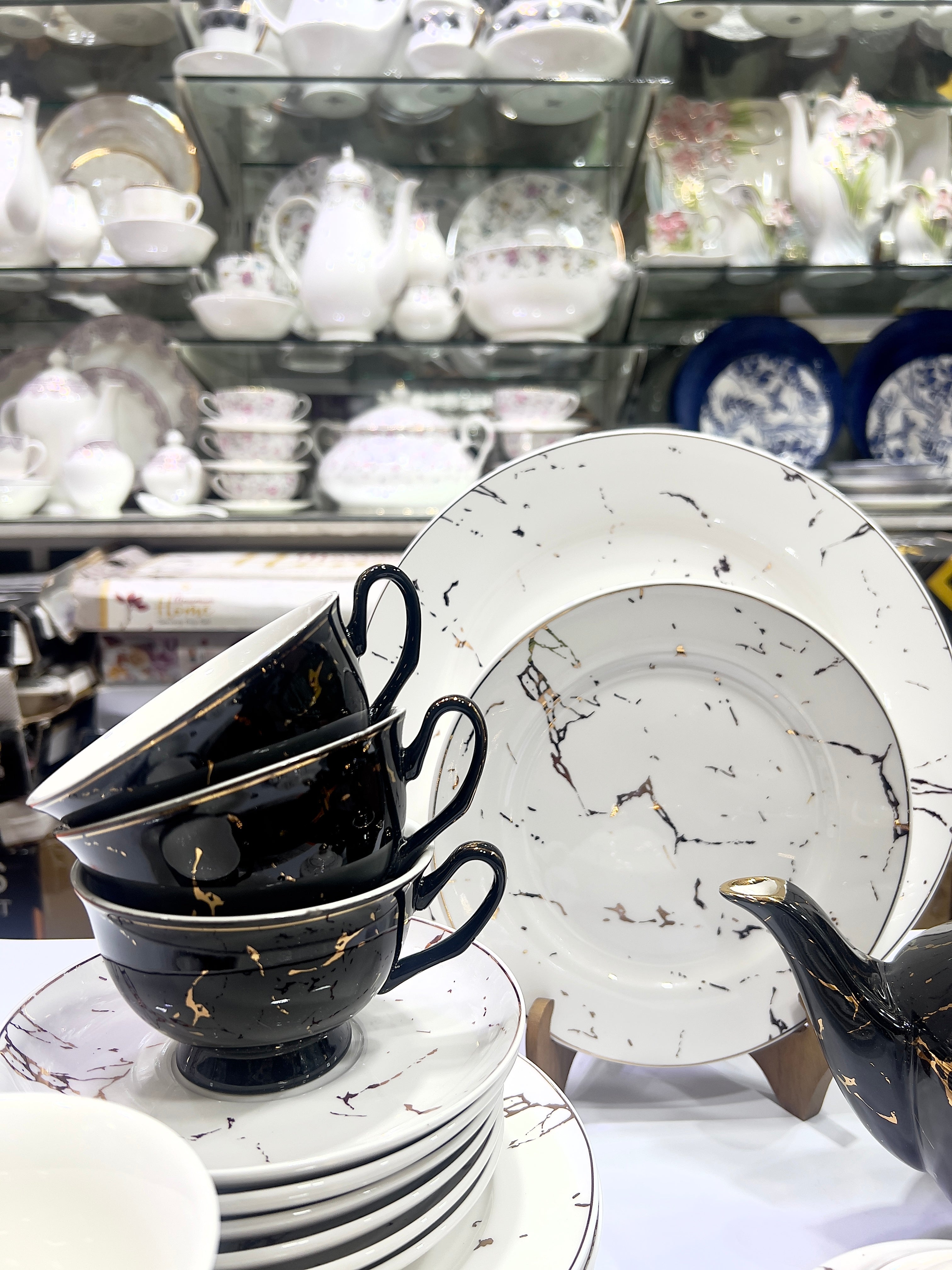 Marble Charm Tea Set