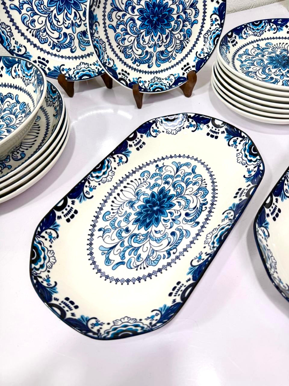 Blue Flora Plates