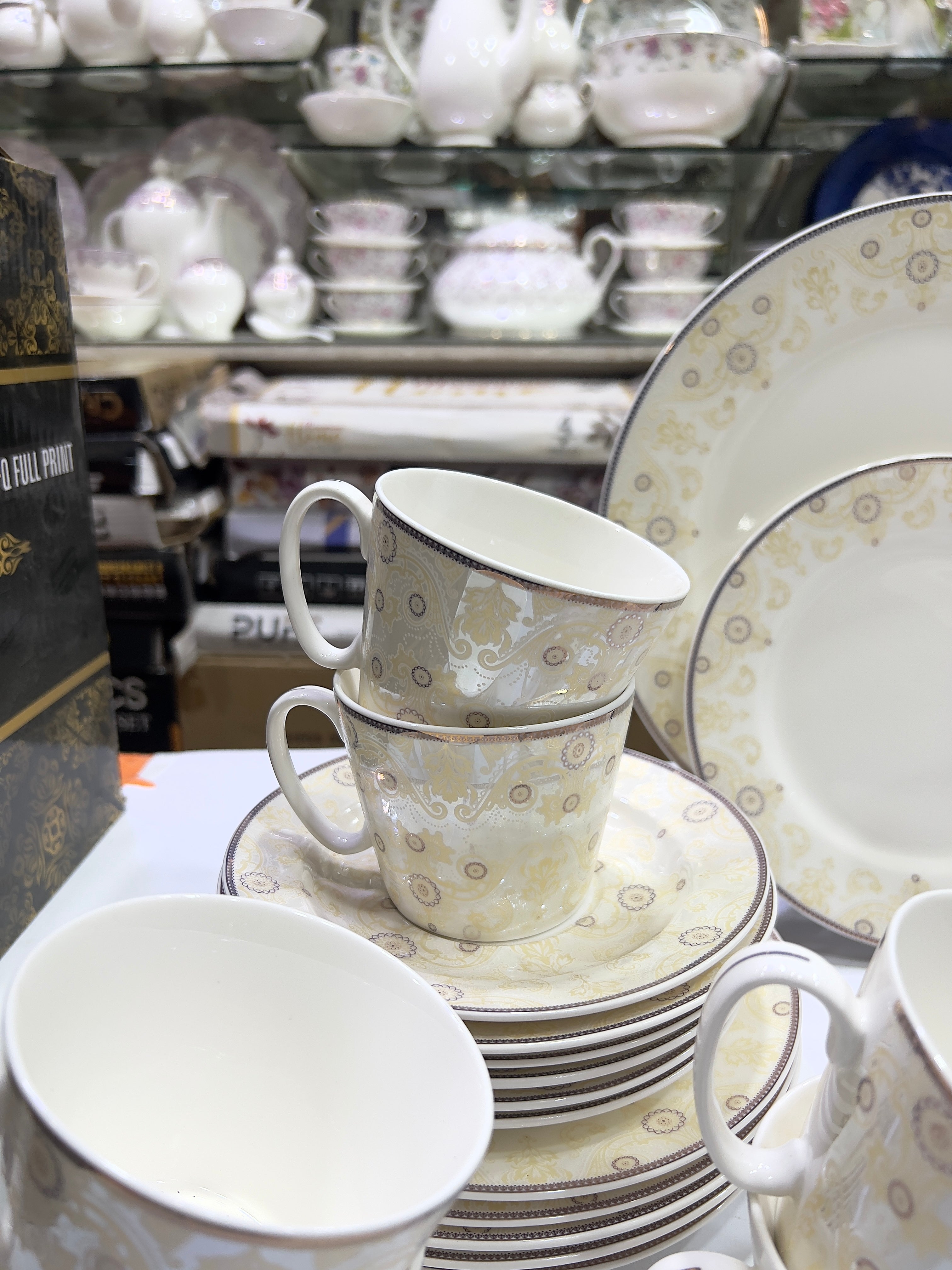 Timeless Bloom Tea Set
