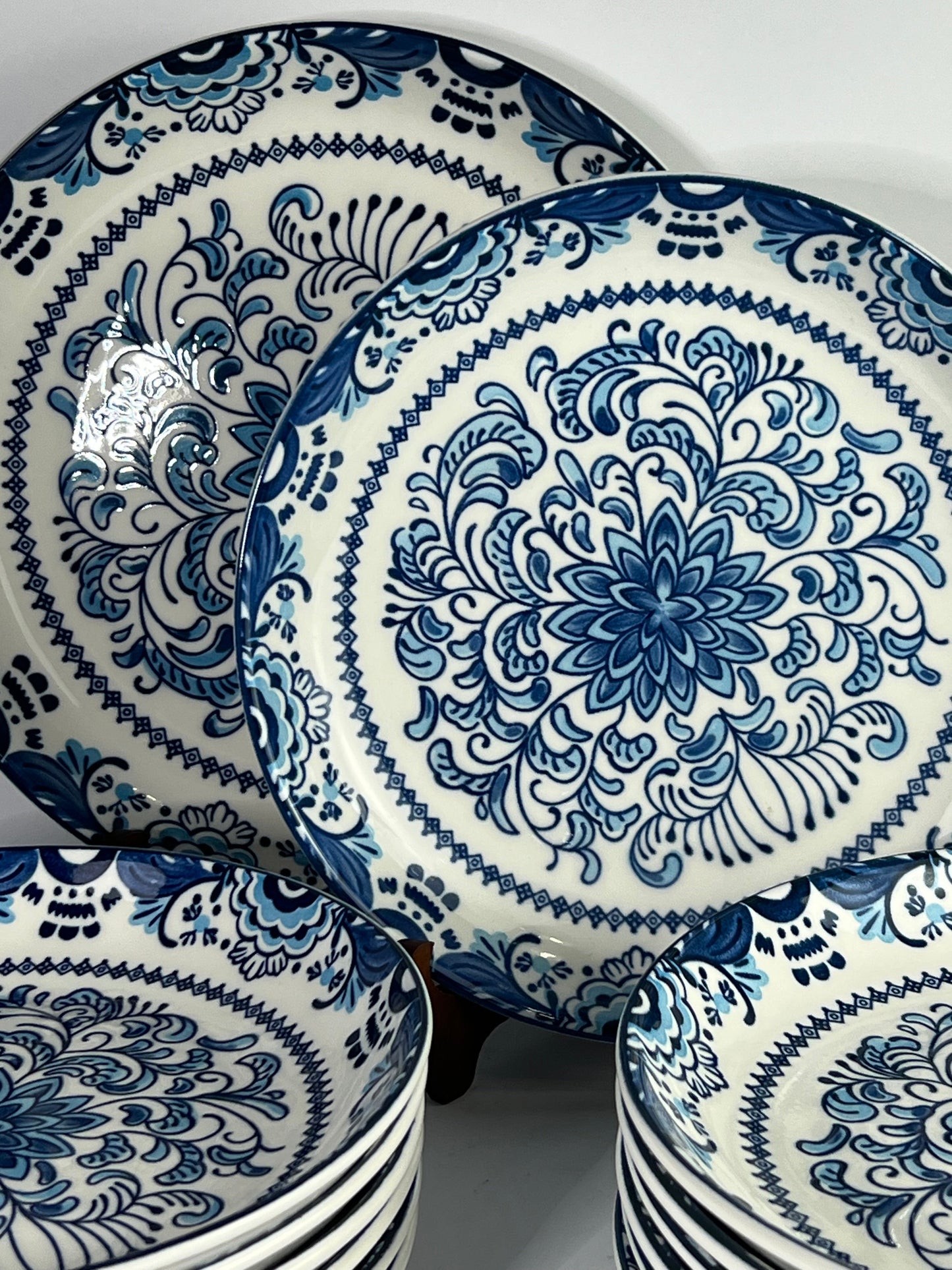 Blue Majesty Plates