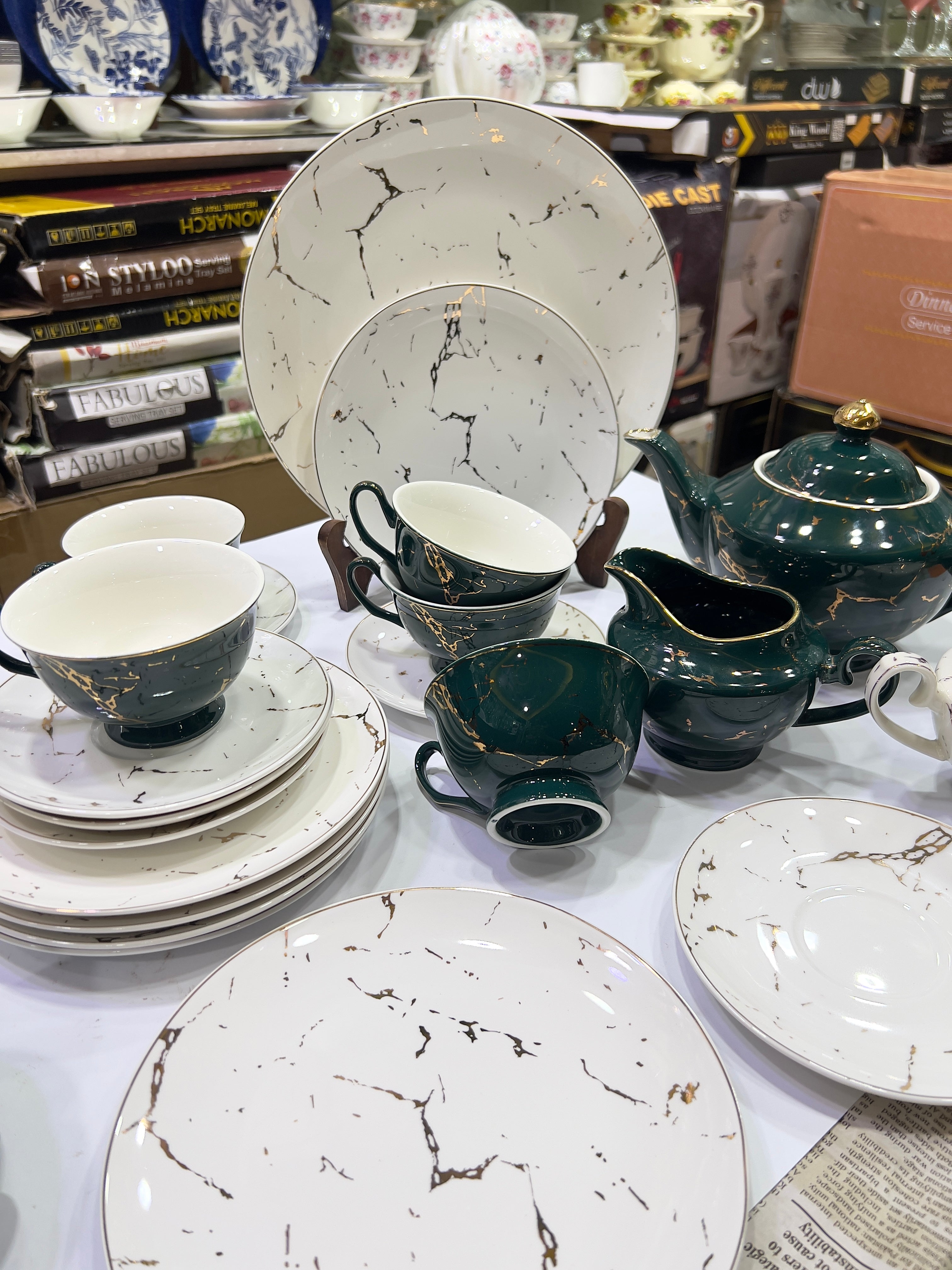 Royal Vein Tea Set