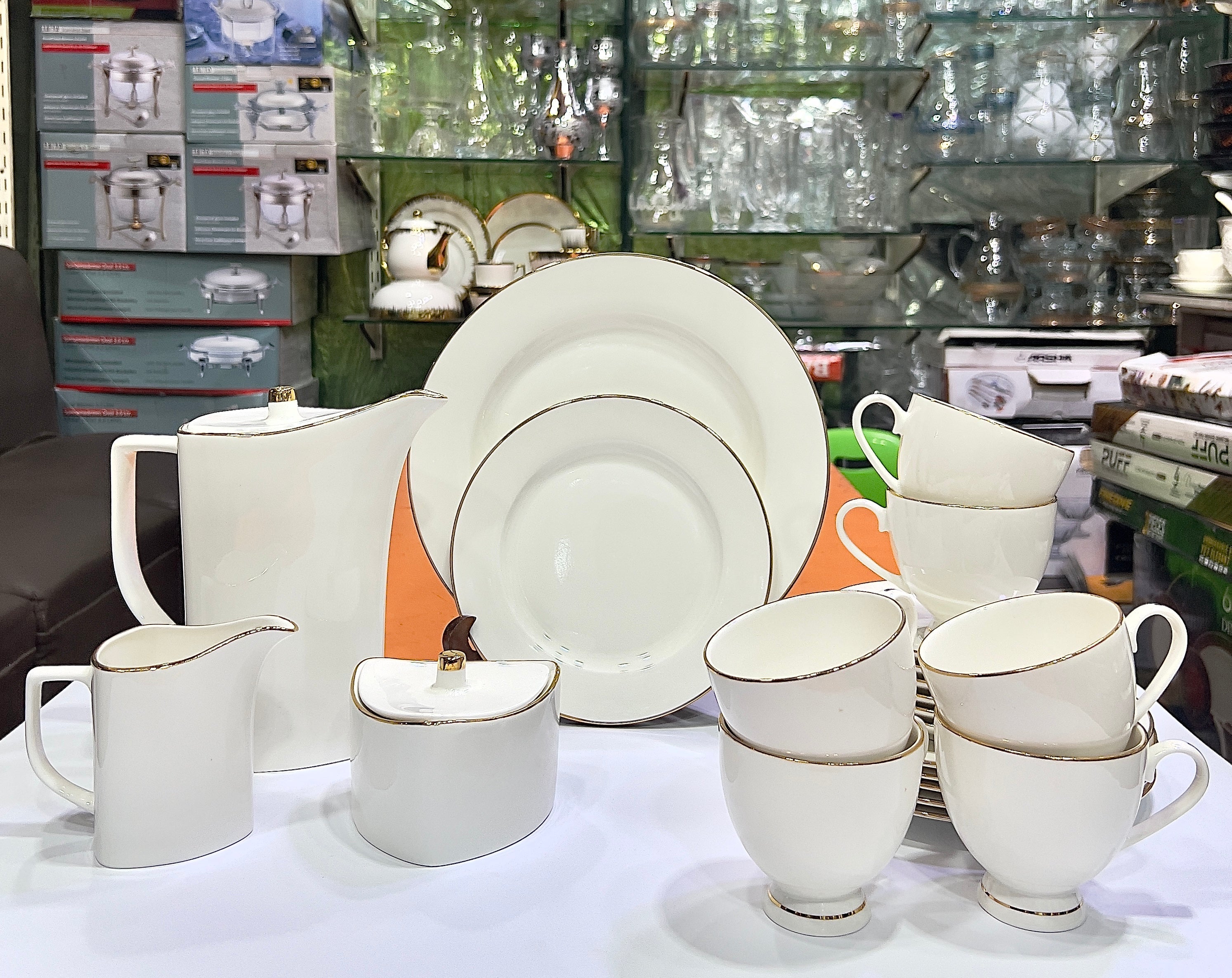 Royal Pearl Tea Set