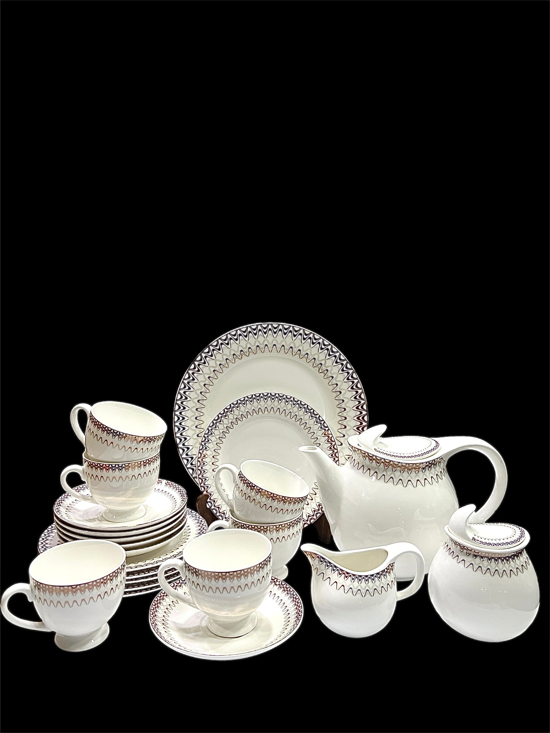 Majestic Wave Tea Set