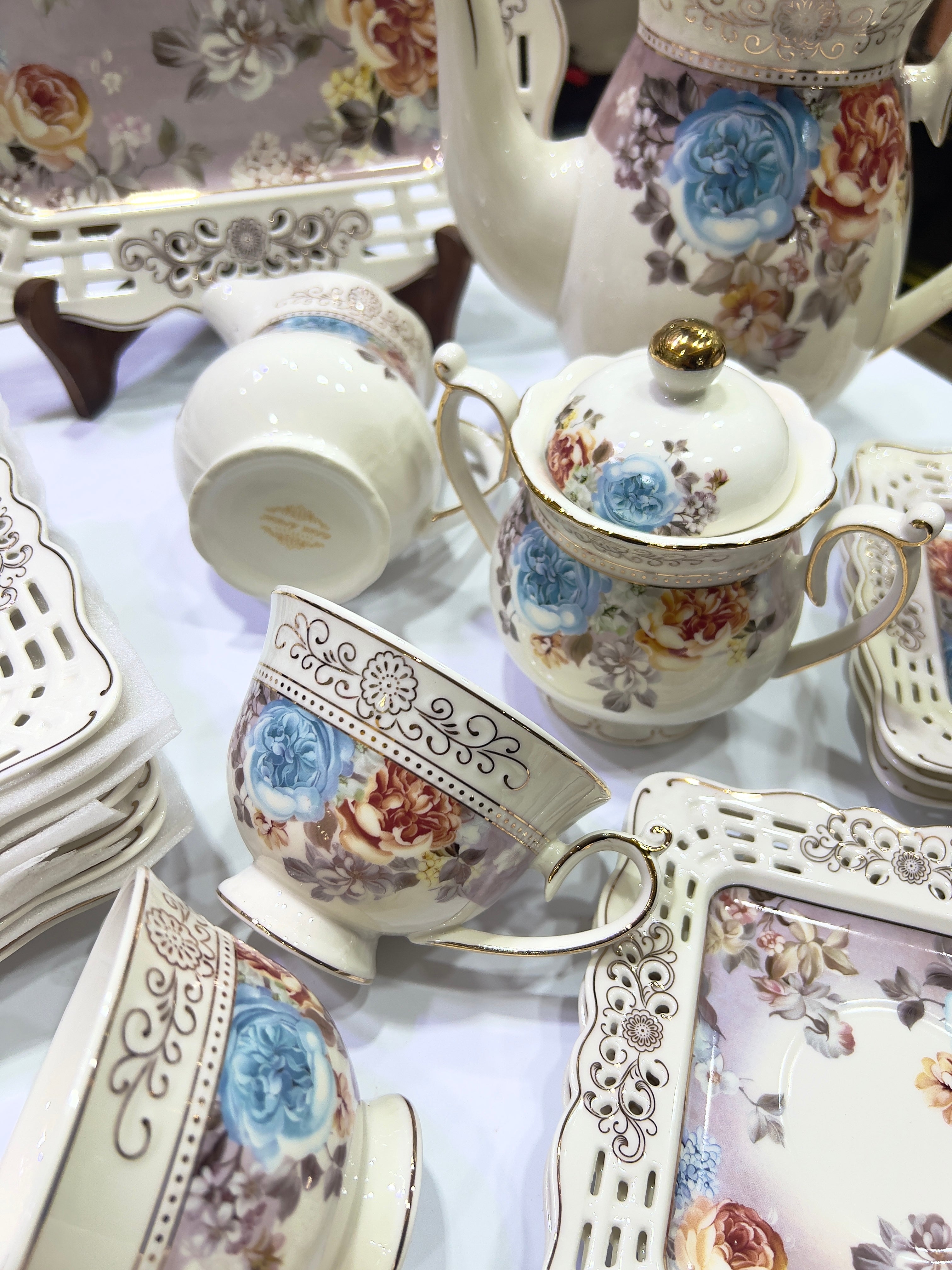 Ornate Bloom Tea Set