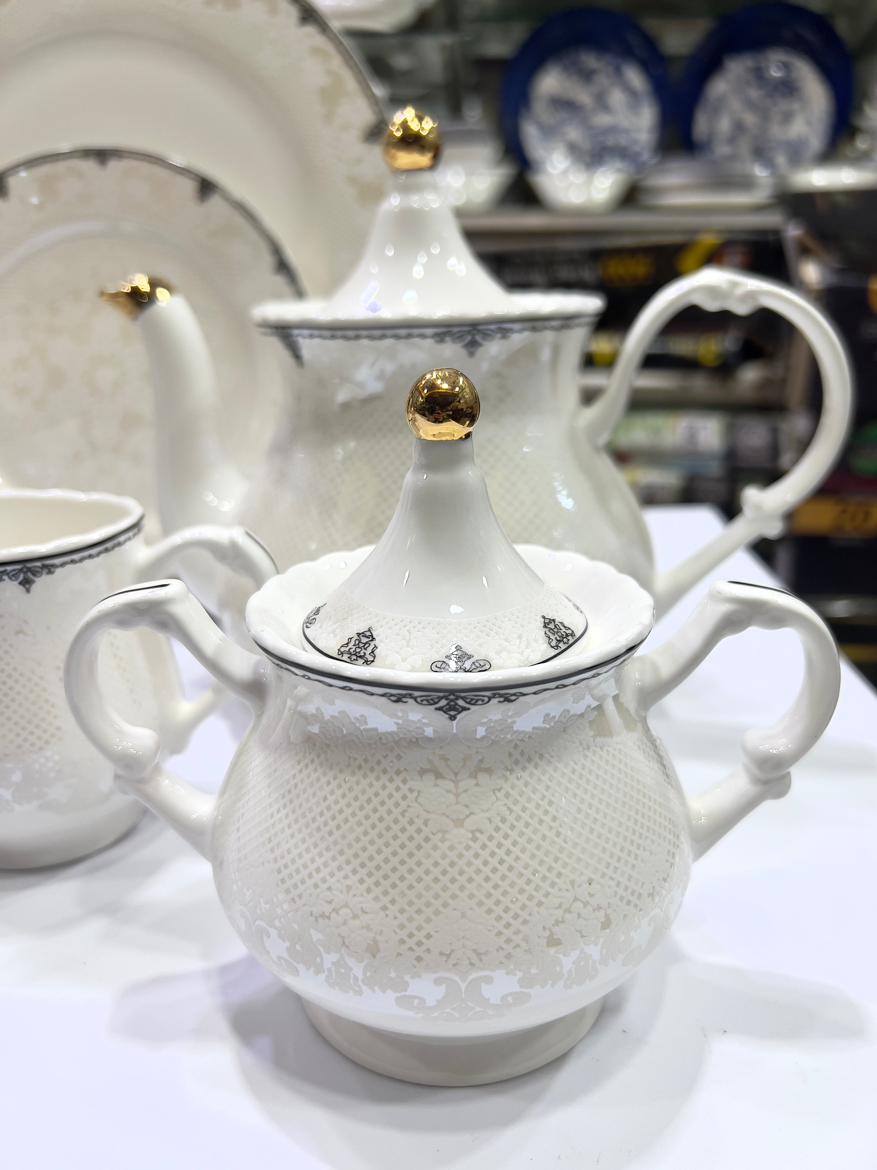 Crown Classic Tea Set