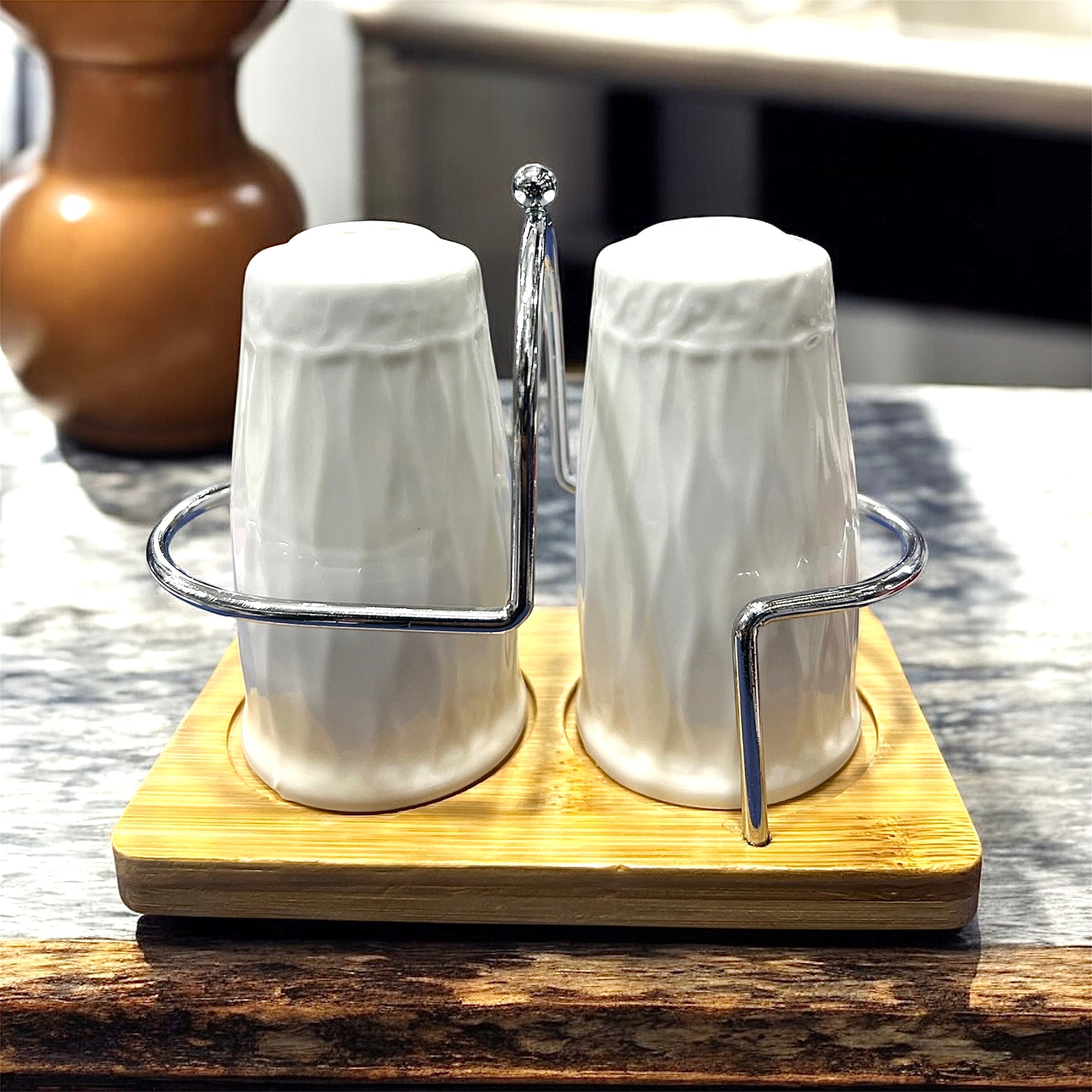 Premium Salt And Pepper Shaker