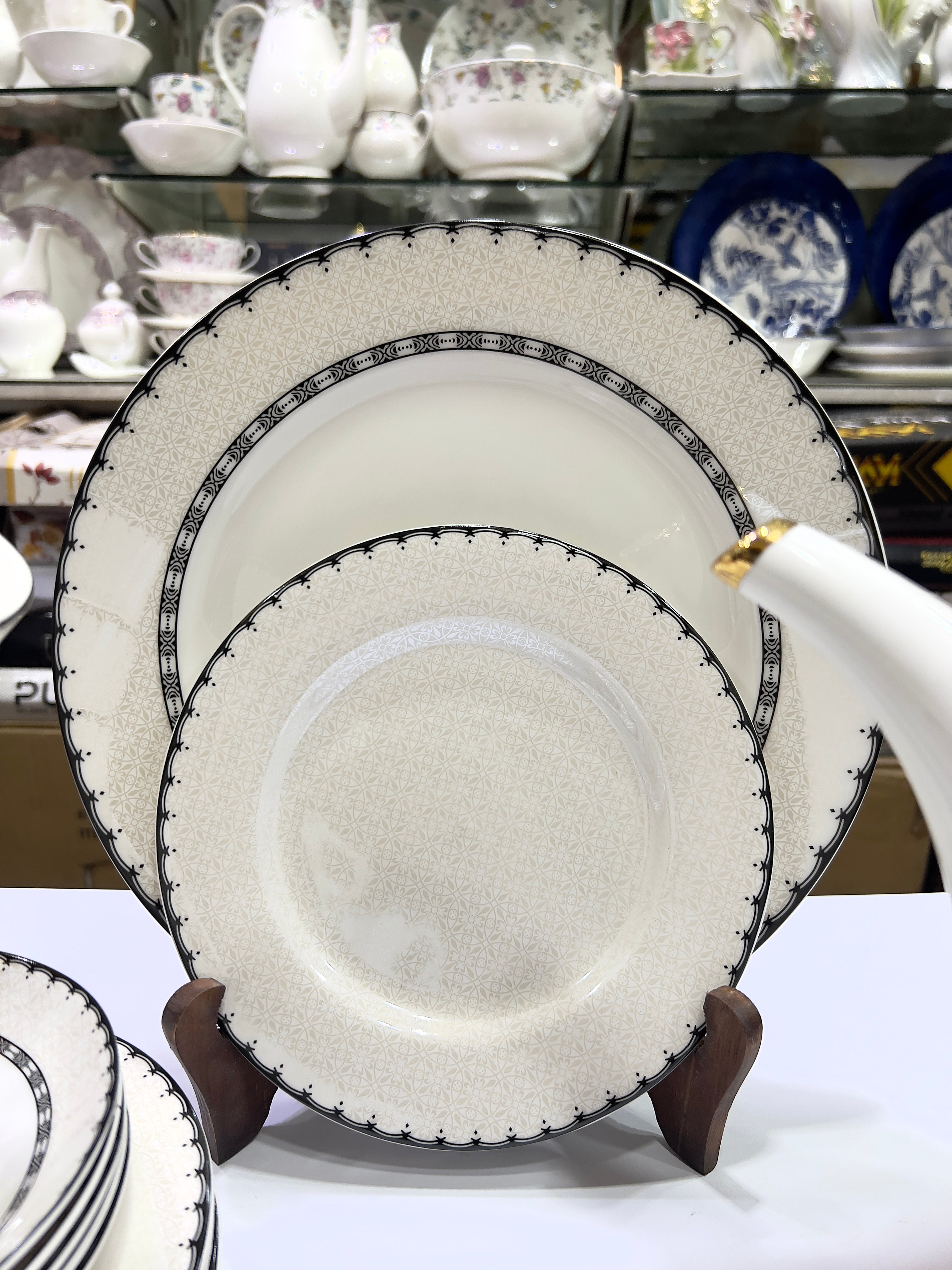 Classic Tea Set