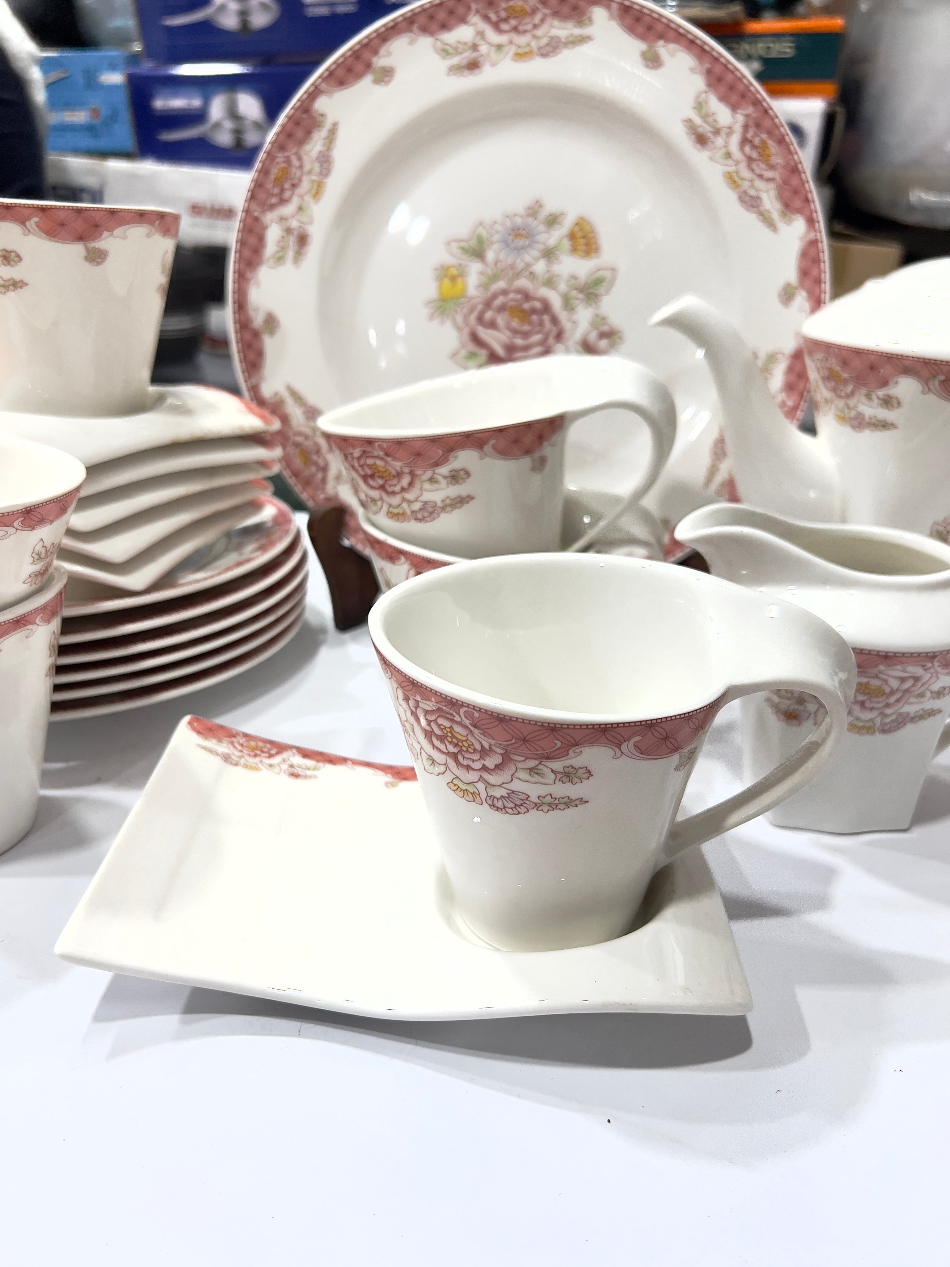 Rose Charm Tea Set