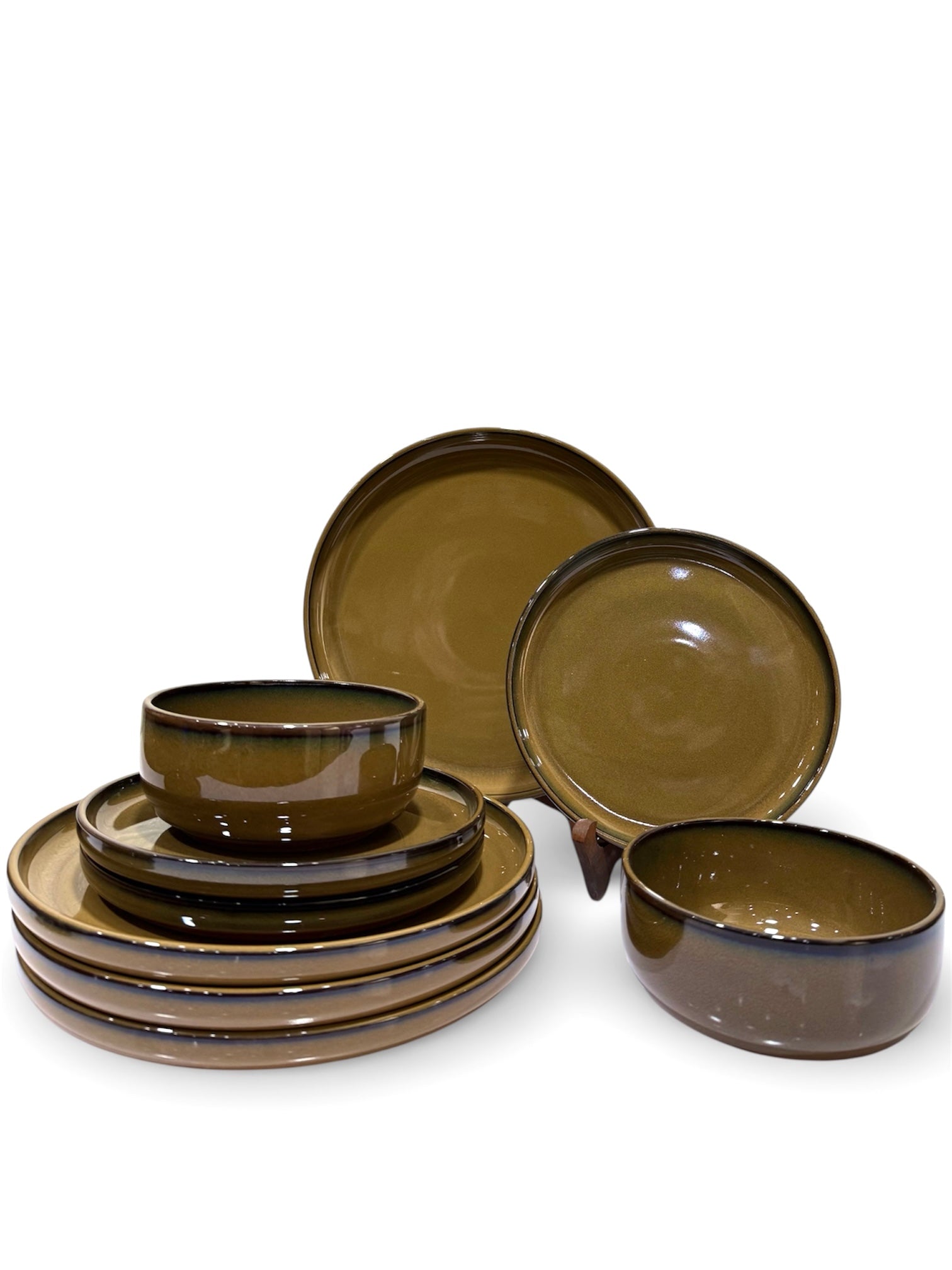 Olive Earth Plate Set