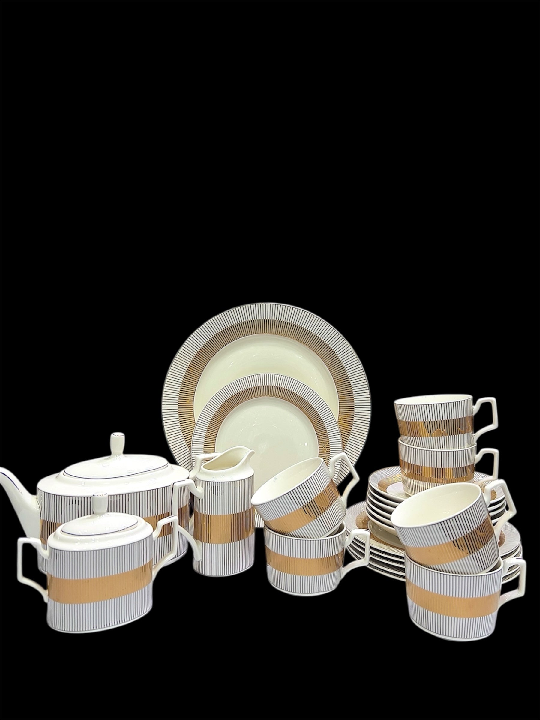 Sunlight Elegance Tea Set